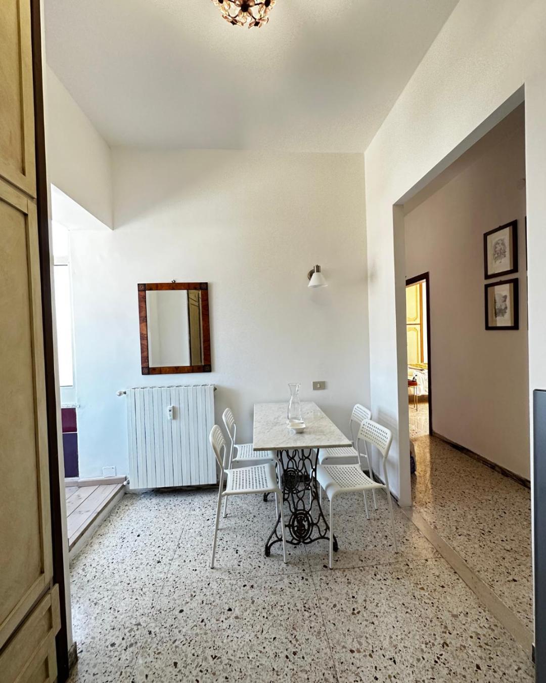 L'Attico In Centro Apartment Терни Екстериор снимка